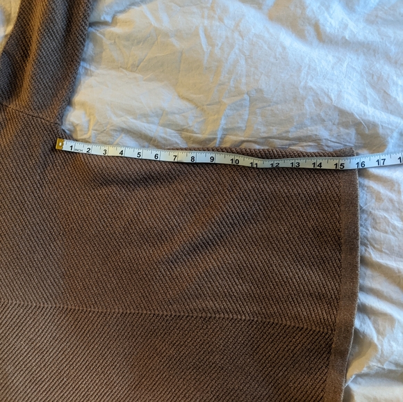 Mock neck sweater - Picture 4 of 5